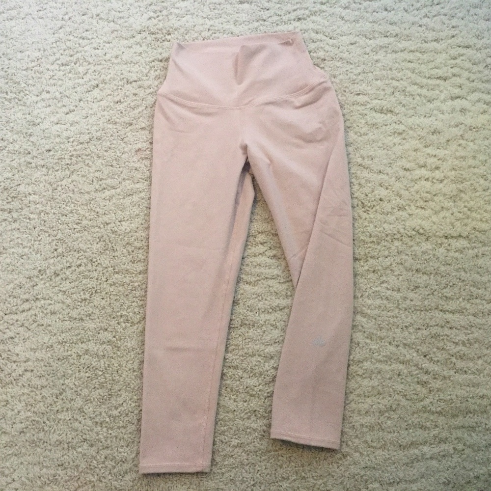 ALO Cropped Leggings